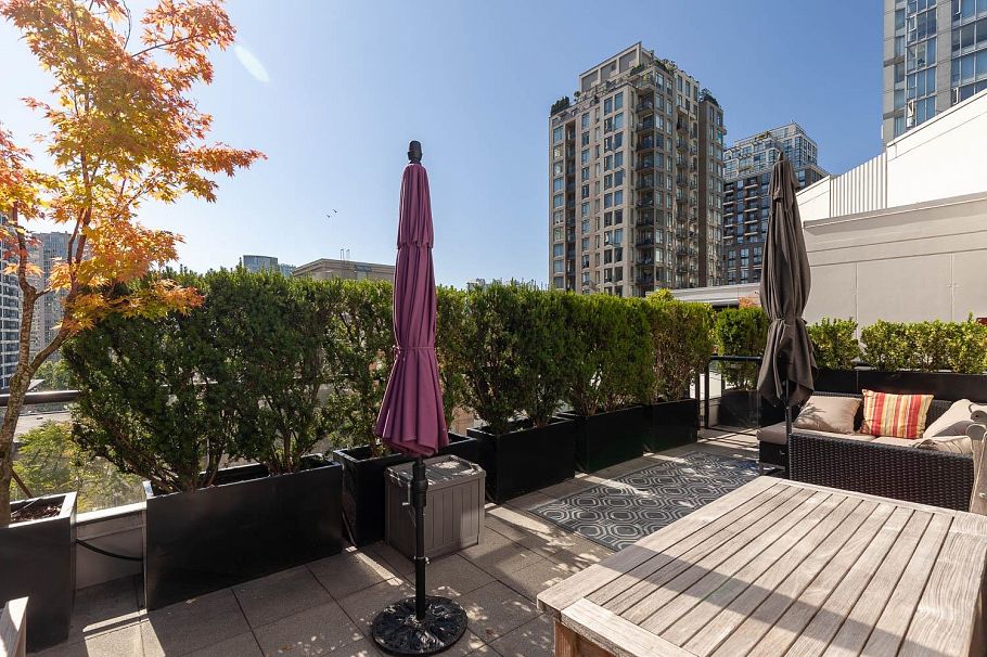 PH803 988 Richards Street Vancouver, BC - 30