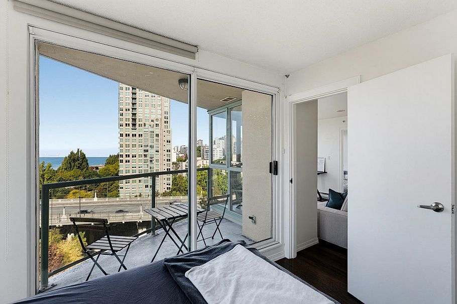 1401 907 Beach Avenue Vancouver, BC - 26