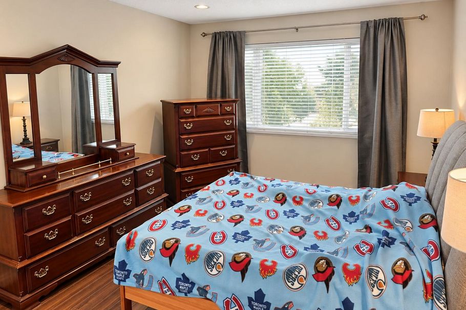 1215 E 48th Avenue Vancouver, BC - 31
