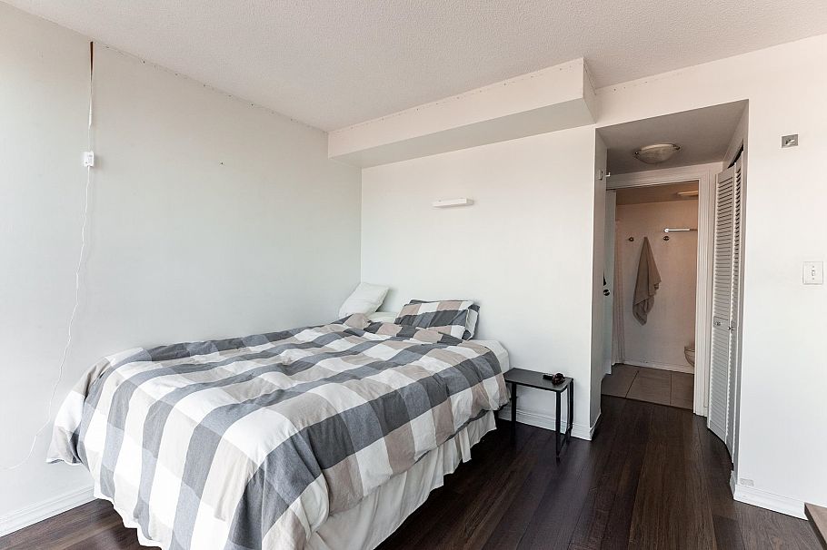 1401 907 Beach Avenue Vancouver, BC - 22