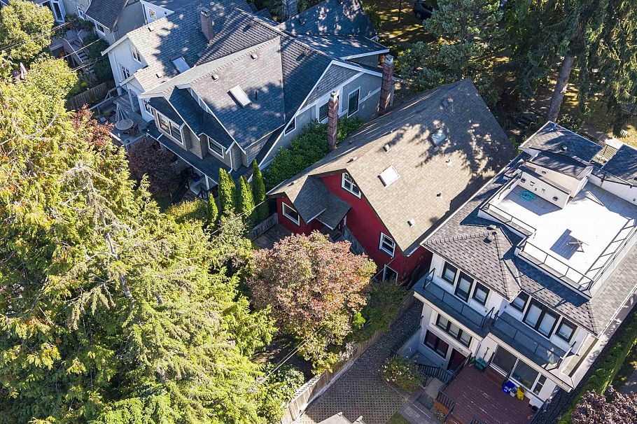 3989 W 19th Avenue Vancouver, BC - 27