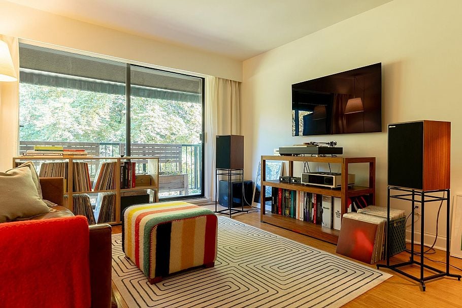 302 2222 Cambridge Street Vancouver, BC - 2