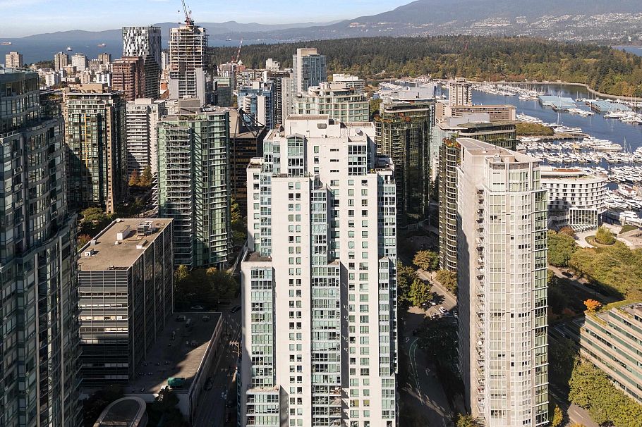 807 1238 Melville Street Vancouver, BC - 19