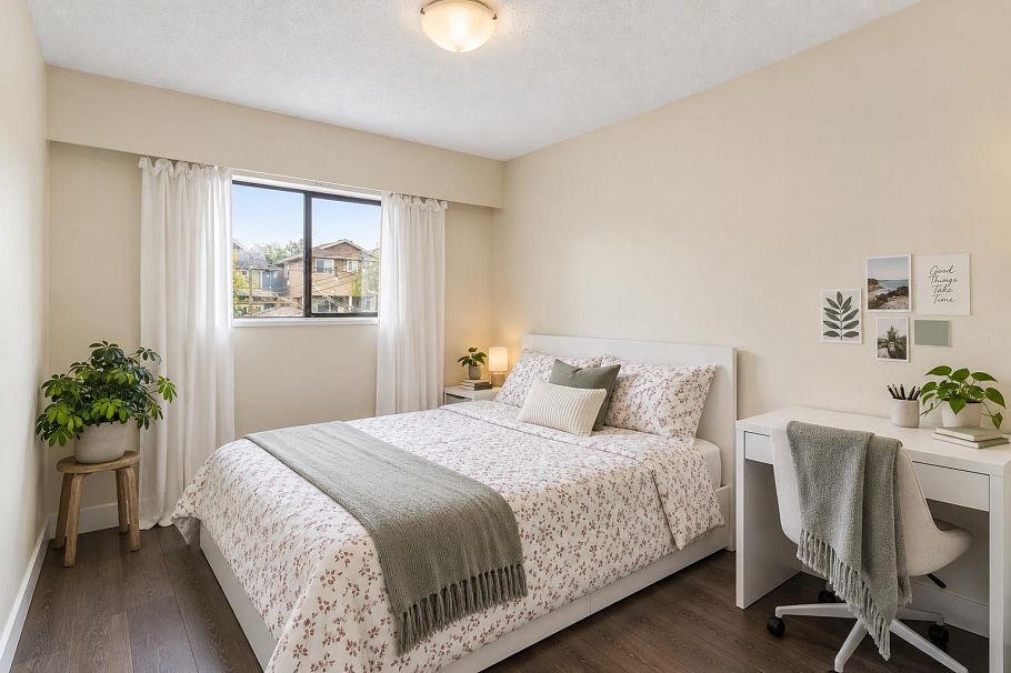 18-24 W 16th Avenue Vancouver, BC - 12