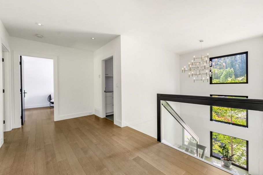 3430 Aintree Drive North Vancouver, BC - 14