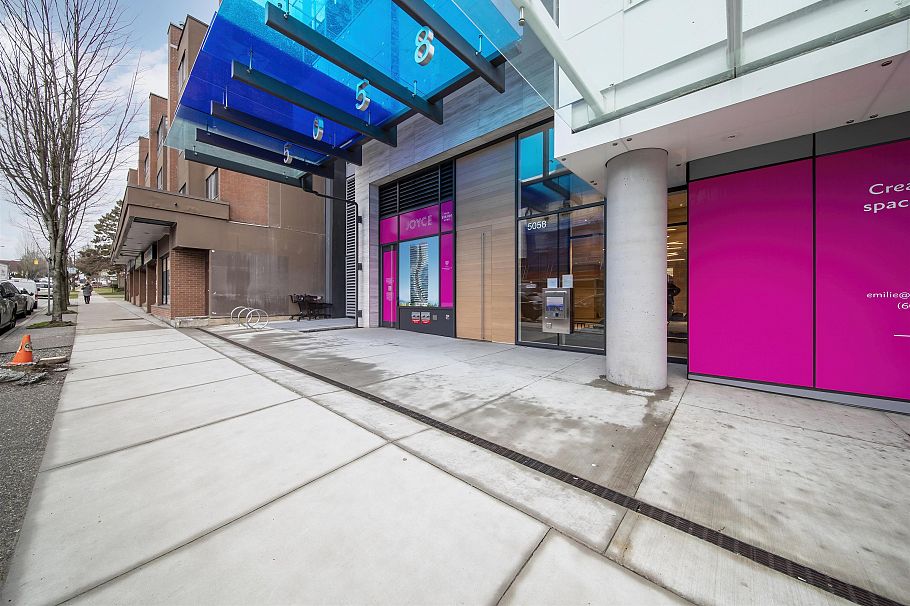 2207 5058 Joyce Street Vancouver, BC - 2