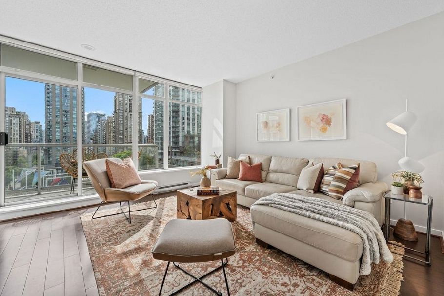 607 480 Robson Street Vancouver, BC - 16