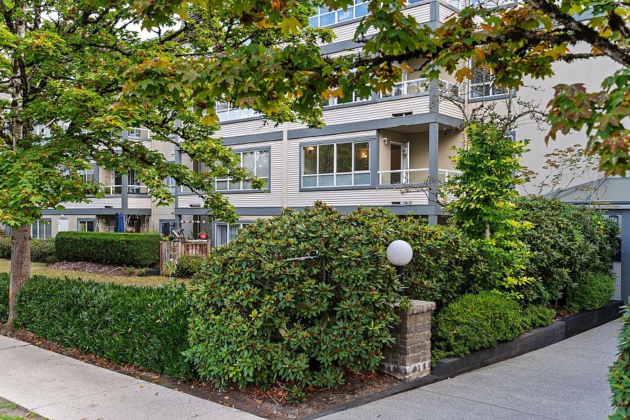 201 4990 Mcgeer Street Vancouver, BC - 25