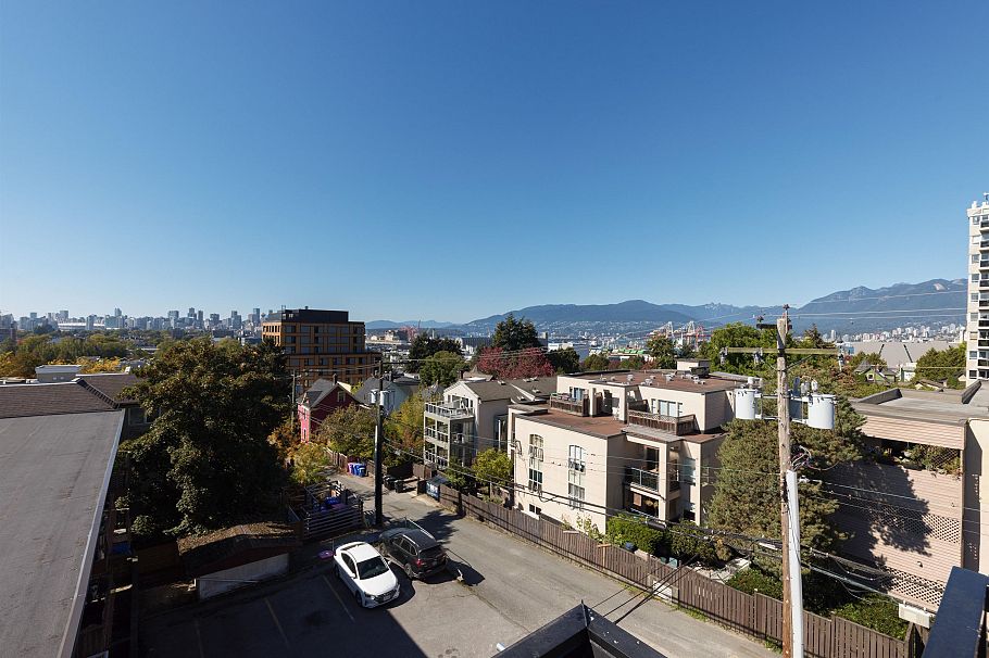 101 1837 E Georgia Street Vancouver, BC - 24
