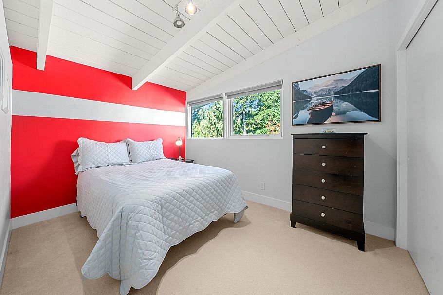 4505 Lions Avenue North Vancouver, BC - 18