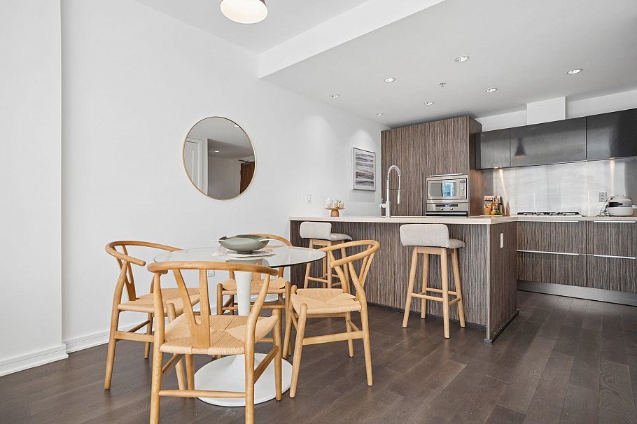 606 1661 Ontario Street Vancouver, BC - 5