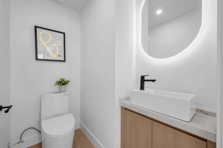 3 2893 Eton Street Vancouver, BC - 5