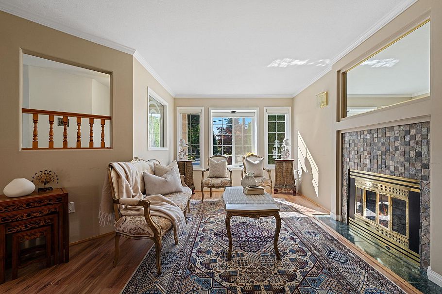 1154 Harold Road North Vancouver, BC - 3