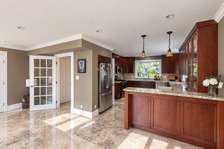 2718 Byron Place North Vancouver, BC - 10