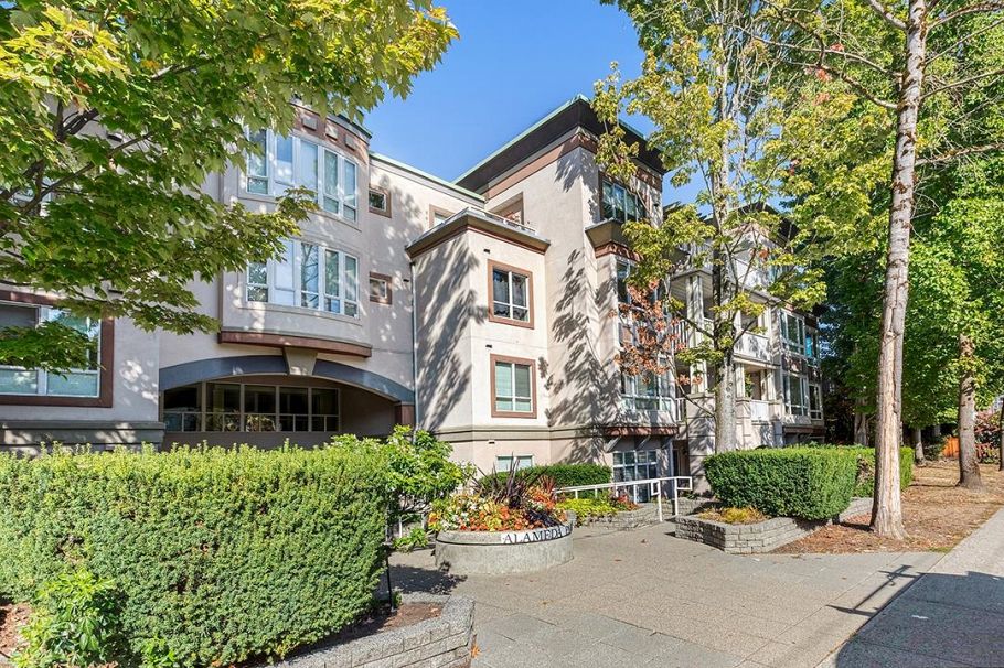 203 3235 W 4th Avenue Vancouver, BC - 13