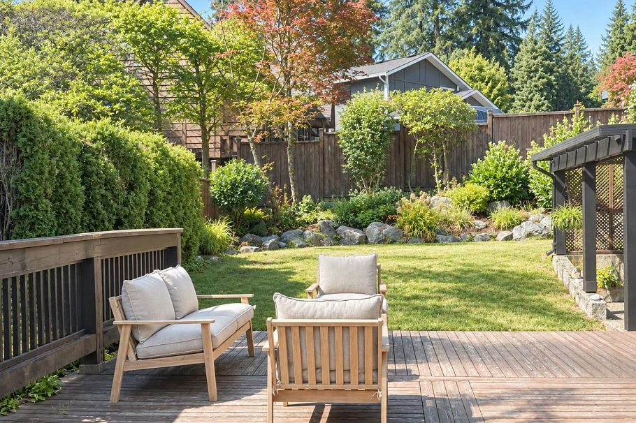 2718 Byron Place North Vancouver, BC - 28