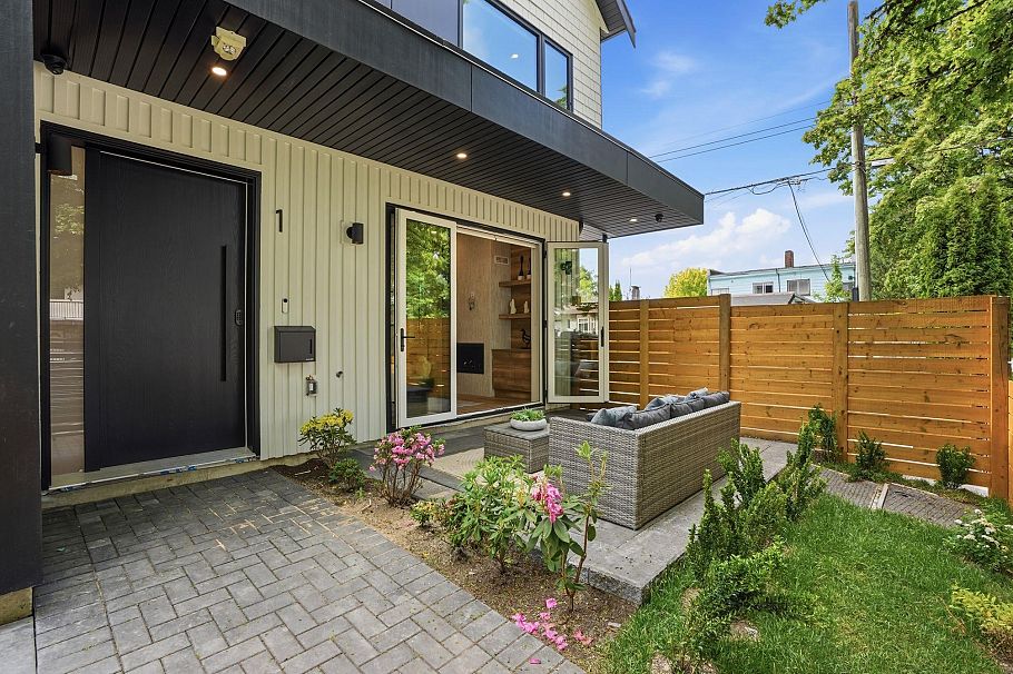 1 2438 E 20th Avenue Vancouver, BC - 33
