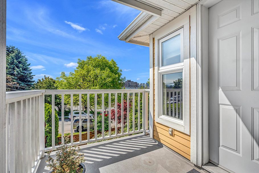 517 Atlantic Street Vancouver, BC - 18