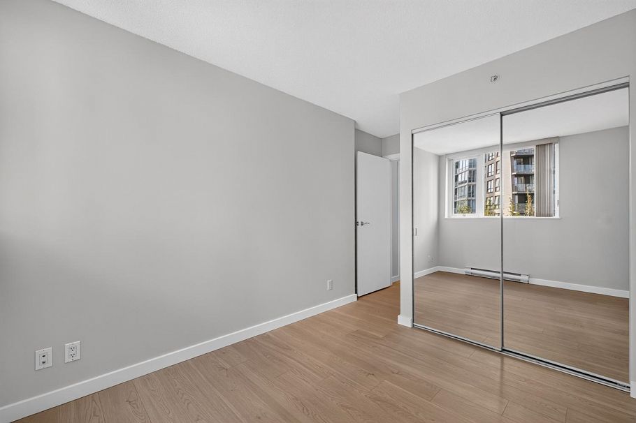 906 455 Beach Crescent Vancouver, BC - 30