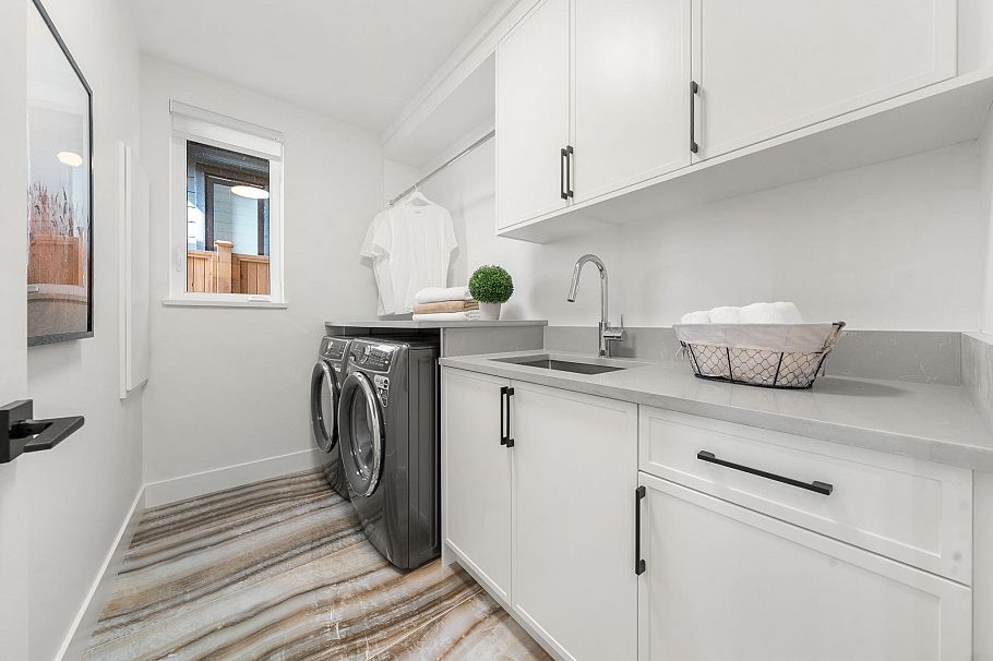 1350 Ross Road North Vancouver, BC - 37