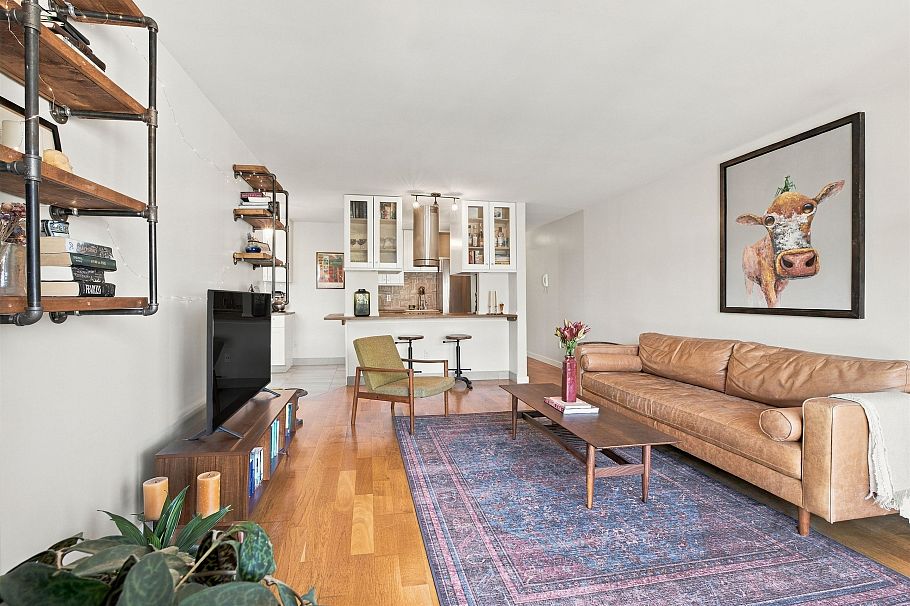 304 1611 E 3rd Avenue Vancouver, BC - 5