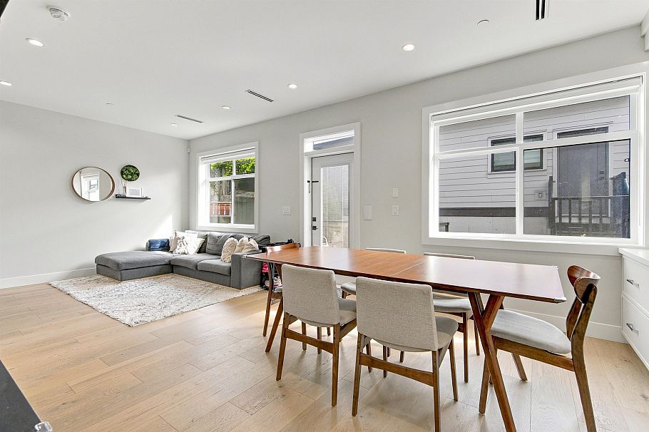 2178 Renfrew Street Vancouver, BC - 8