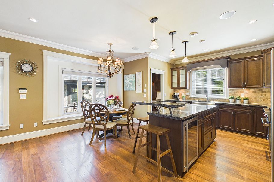 3575 W 38th Avenue Vancouver, BC - 14