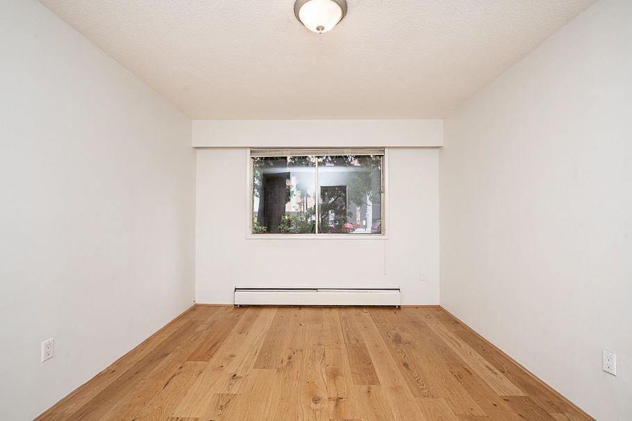 106 235 E 13th Street North Vancouver, BC - 26