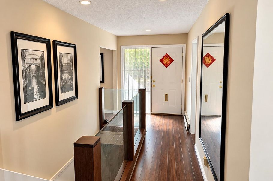1215 E 48th Avenue Vancouver, BC - 34