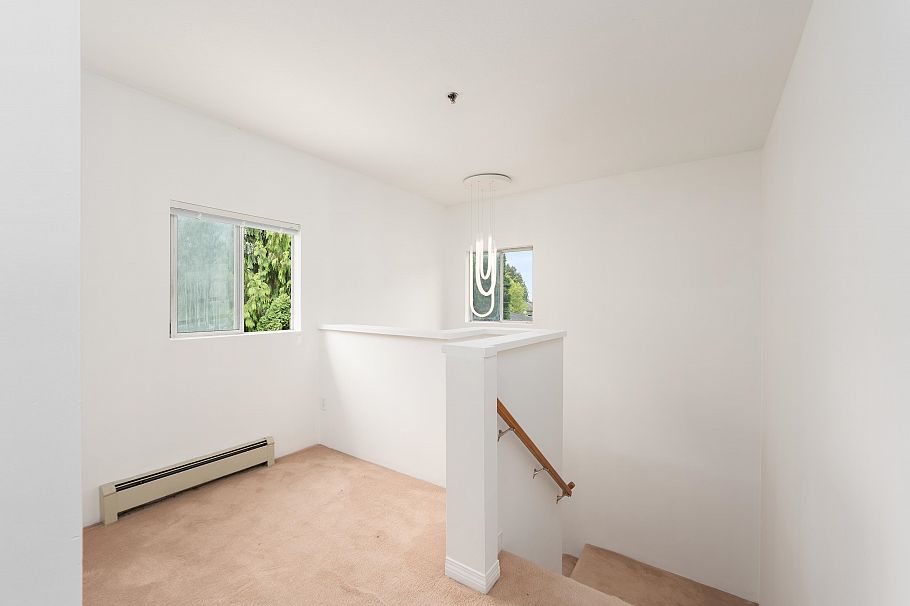 1038 E 51st Avenue Vancouver, BC - 10