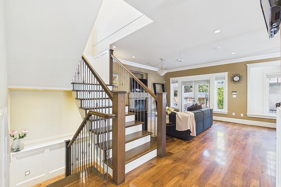 3575 W 38th Avenue Vancouver, BC - 8