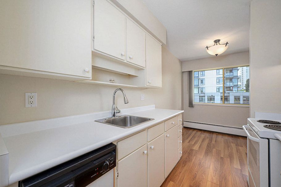 302 1345 Chesterfield Avenue North Vancouver, BC - 15