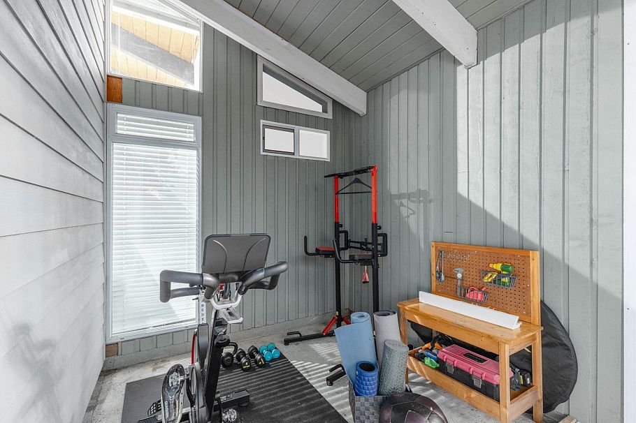 1208 Rosewood Crescent North Vancouver, BC - 24