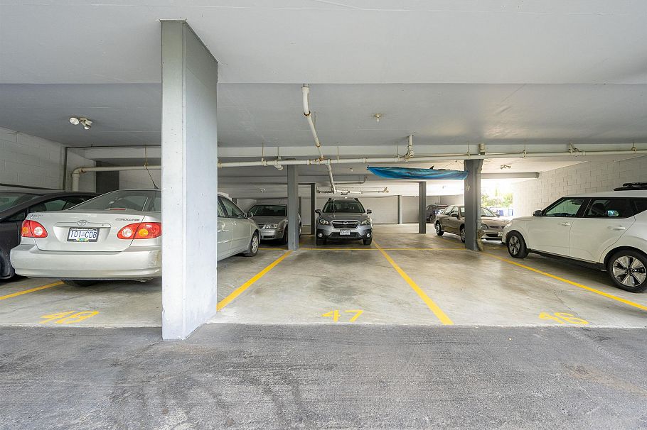 302 1345 Chesterfield Avenue North Vancouver, BC - 26