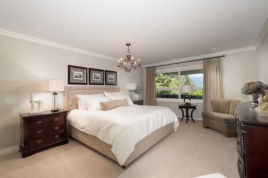 706 1500 Ostler Court North Vancouver, BC - 17