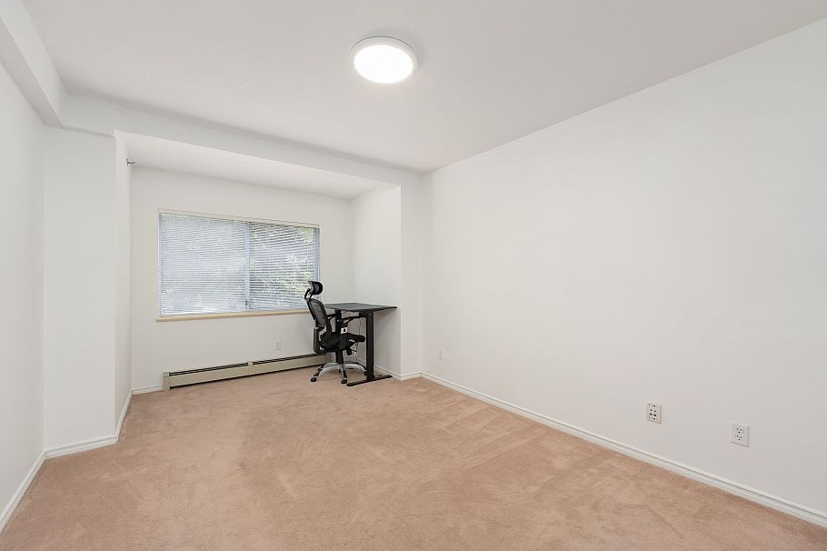 1038 E 51st Avenue Vancouver, BC - 5