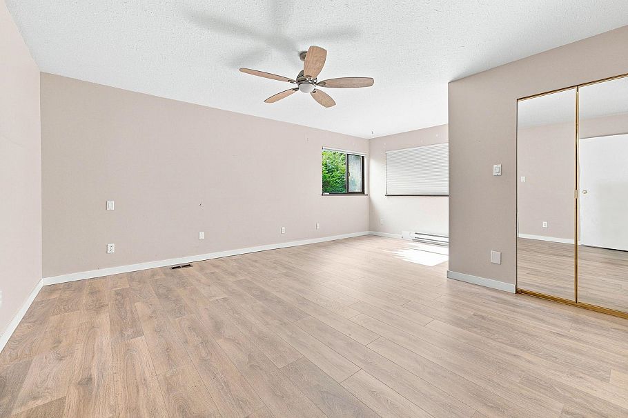 5519 Cliffridge Place North Vancouver, BC - 10