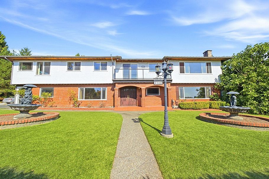 4148 Fairway Place North Vancouver, BC - 1