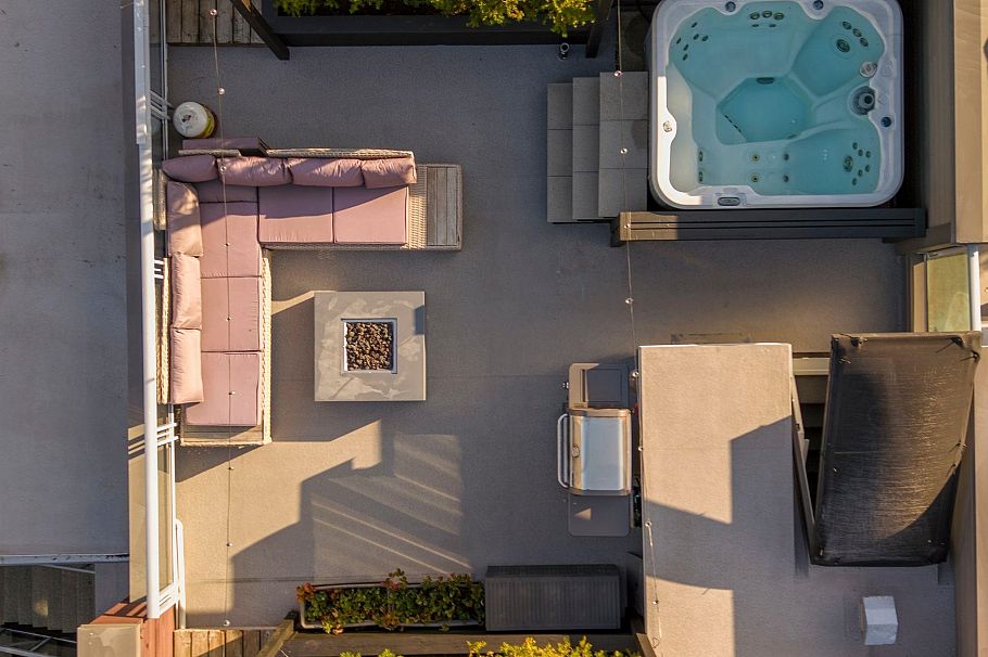 234 735 W 15th Street North Vancouver, BC - 28