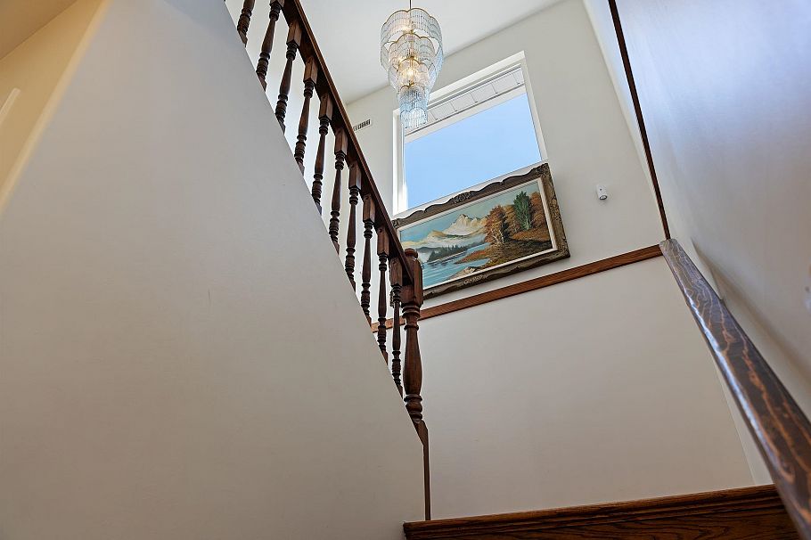 1154 Harold Road North Vancouver, BC - 20