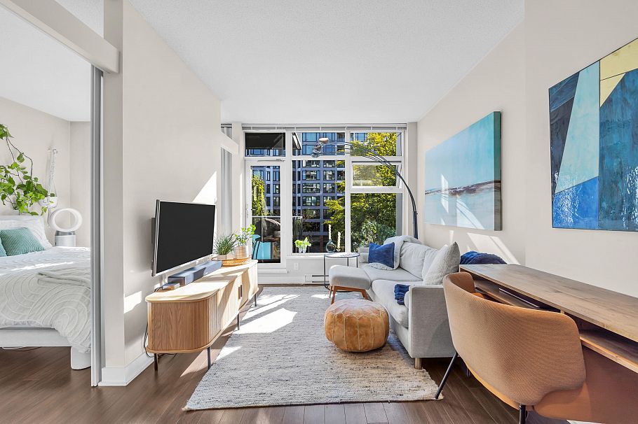 317 1777 W 7th Avenue Vancouver, BC - 2