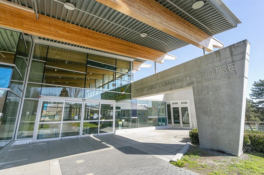 1678 E 13th Avenue Vancouver, BC - 36