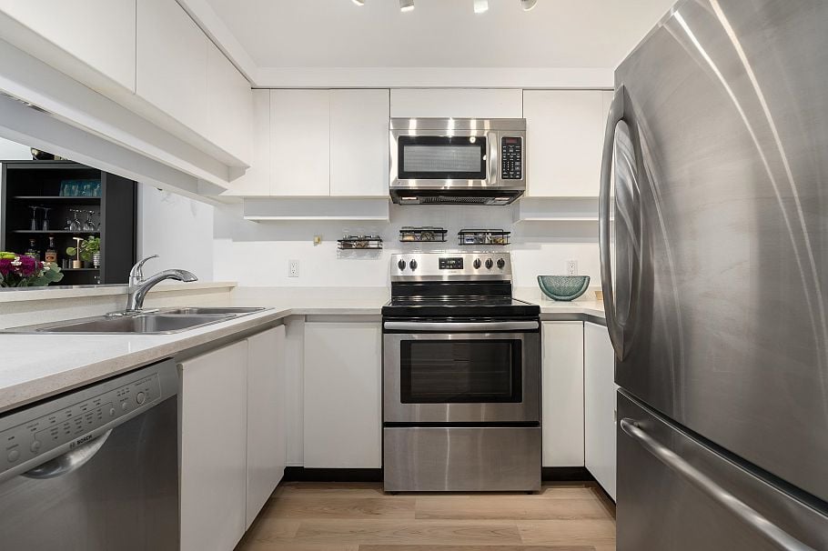 807 1238 Melville Street Vancouver, BC - 5