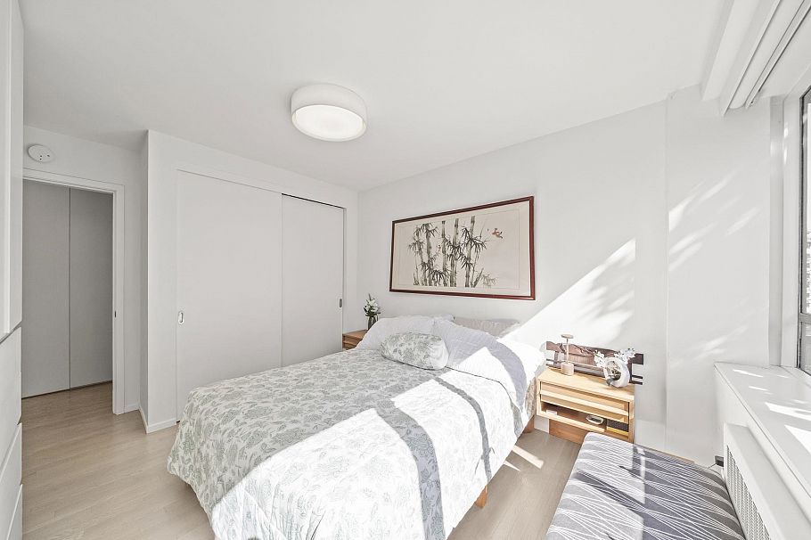 817 1445 Marpole Avenue Vancouver, BC - 22