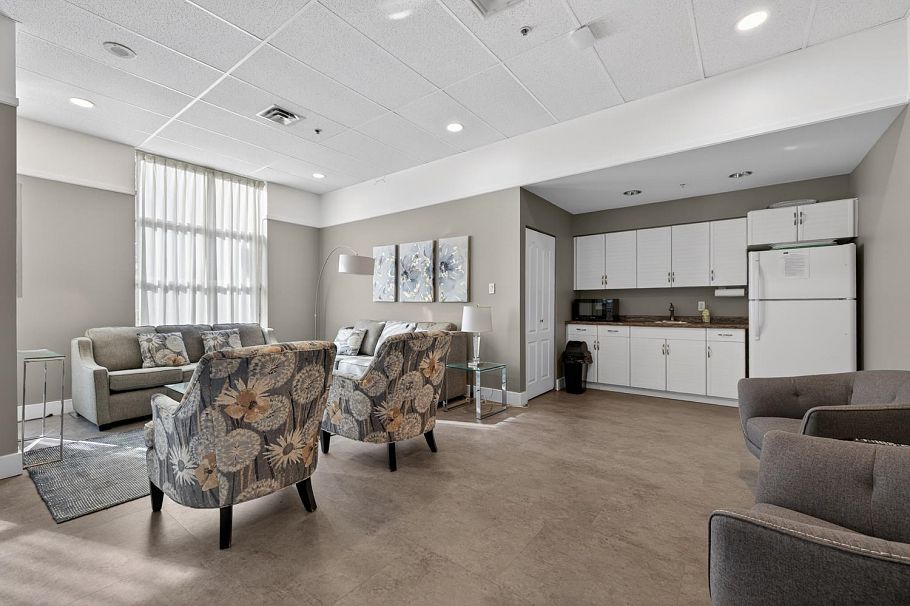 109 1111 Haro Street Vancouver, BC - 33