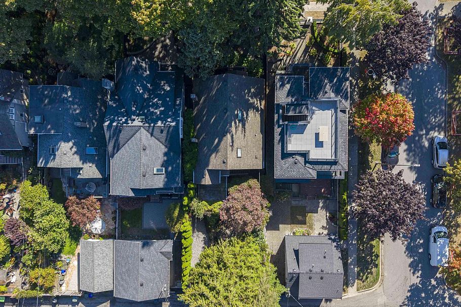 3989 W 19th Avenue Vancouver, BC - 28