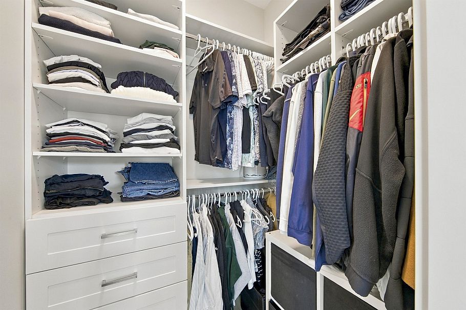 2178 Renfrew Street Vancouver, BC - 18