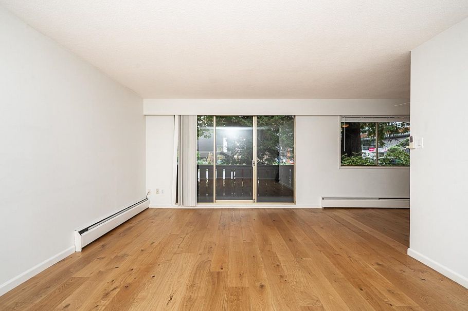 106 235 E 13th Street North Vancouver, BC - 2