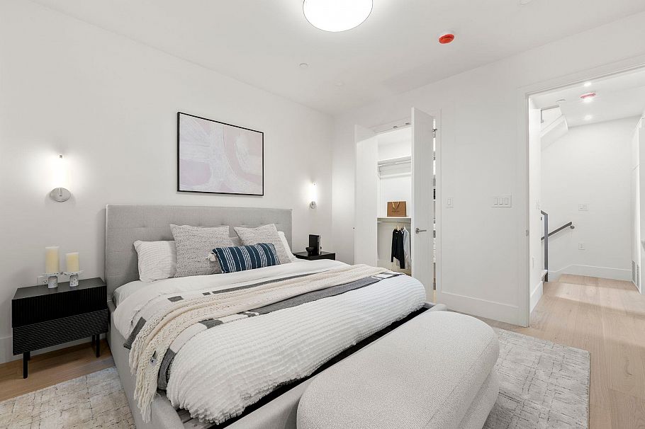 1 2735 Eton Street Vancouver, BC - 29