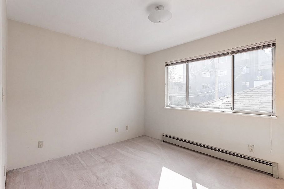 1678 E 13th Avenue Vancouver, BC - 17